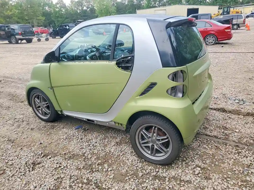 WMEEJ3BA8BK431995 2011 SMART FORTWO-1