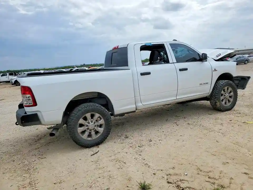 3C6UR5CLXNG220654 2022 RAM 2500-2