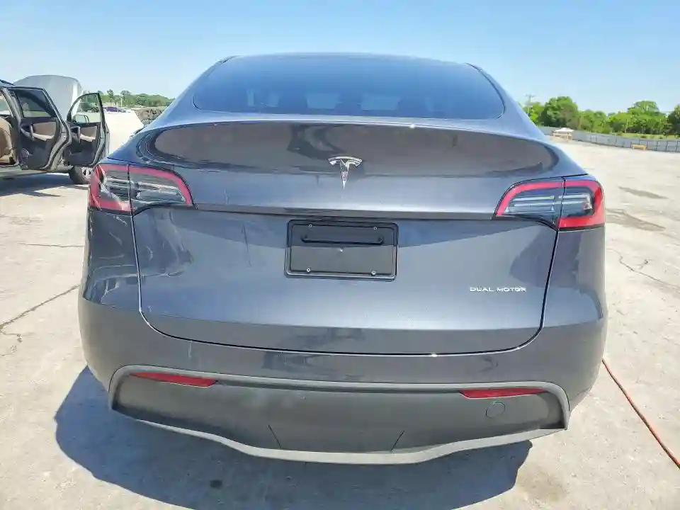 7SAYGDEE8PA202591 2023 TESLA MODEL Y-5