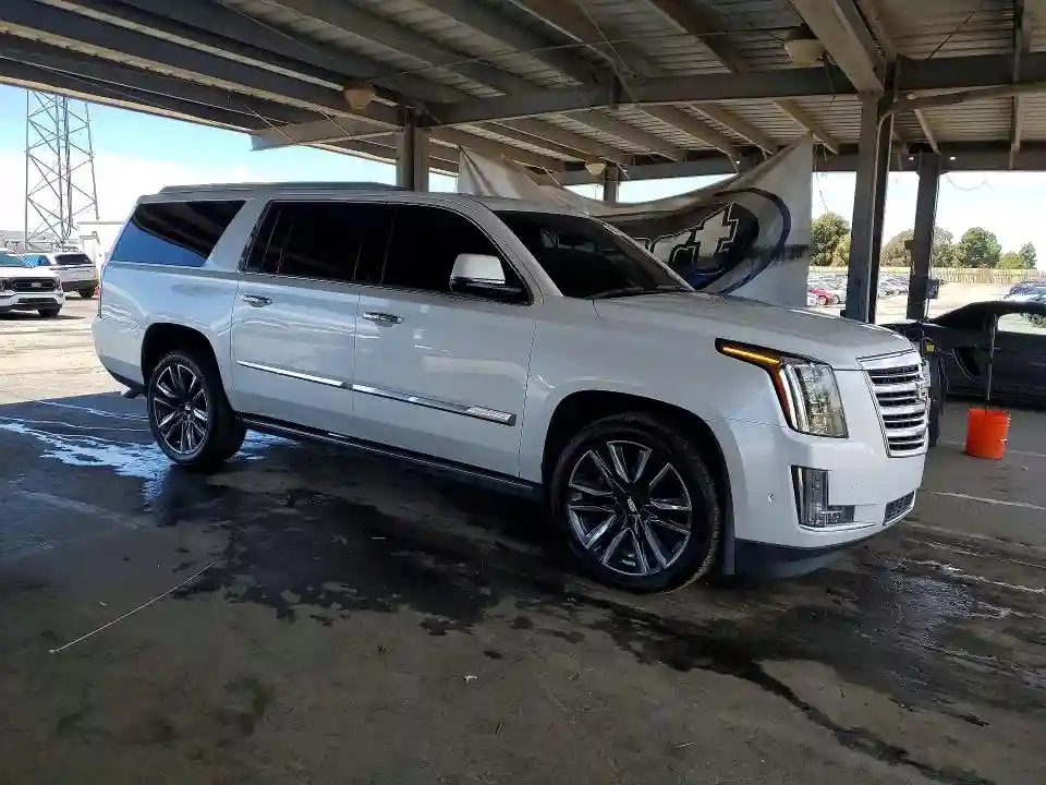 1GYS4KKJ6HR136925 2017 CADILLAC ESCALADE-3