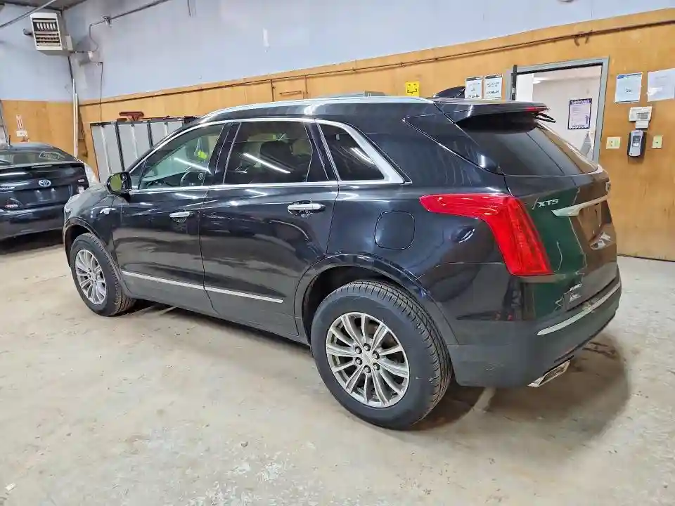 1GYKNDRS1HZ116539 2017 CADILLAC XT5-1