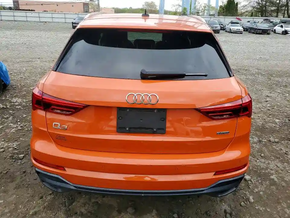 WA1EECF39K1087625 2019 AUDI Q3-5