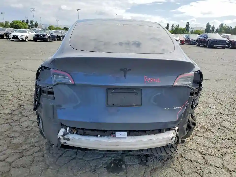 7SAYGDEE3NF402469 2022 TESLA MODEL Y-5