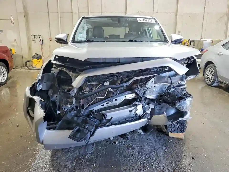 JTEBU5JR7K5671867 2019 TOYOTA 4RUNNER-4