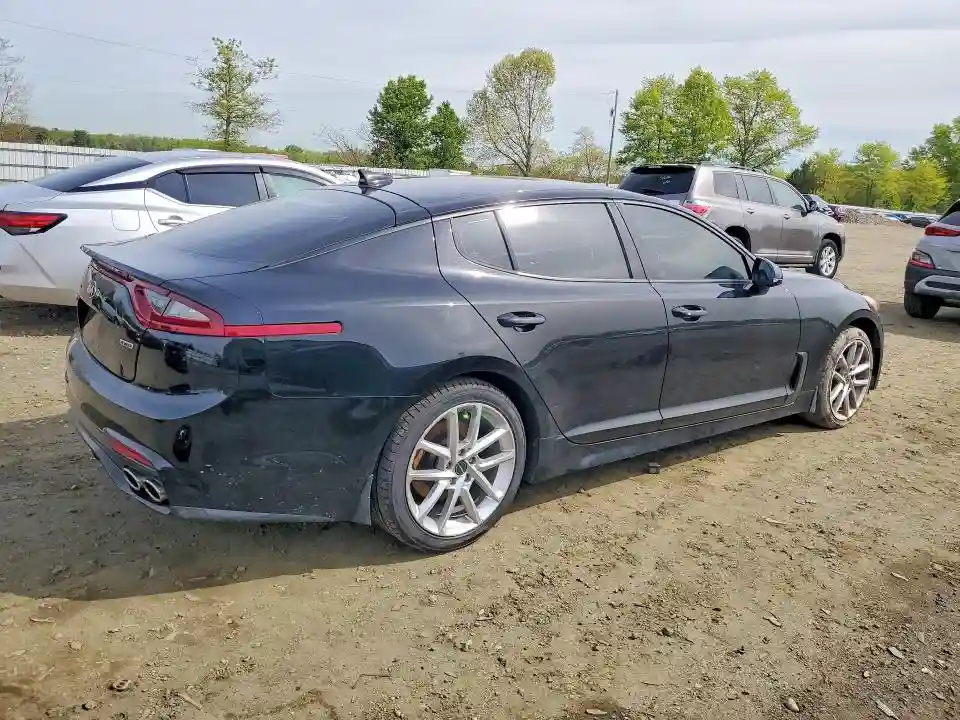 KNAE15LA3J6017360 2018 KIA STINGER-2