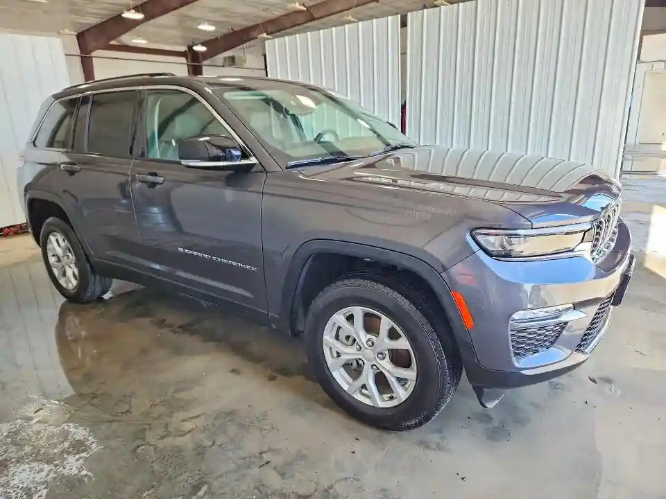 1C4RJHBG2PC545929 2023 JEEP GRAND CHEROKEE-3