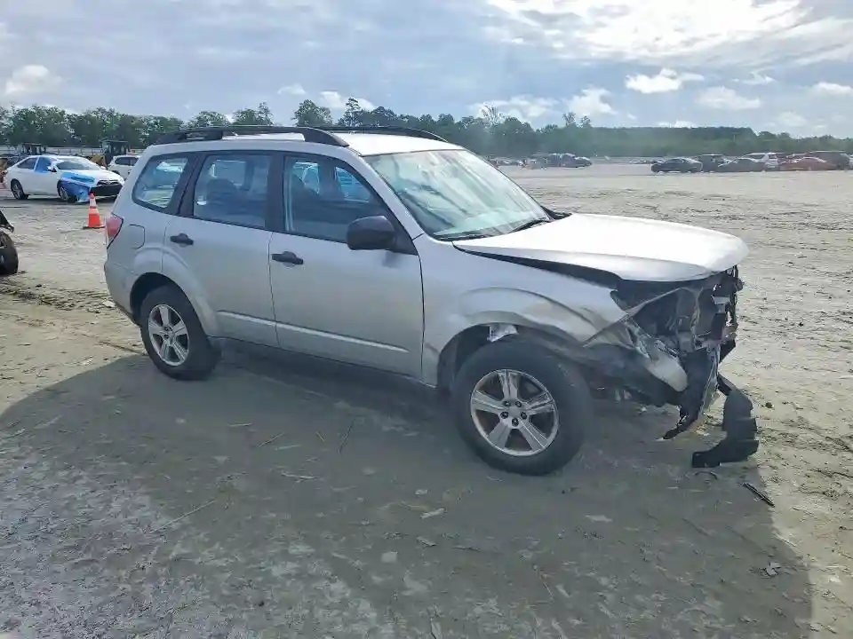 JF2SHBBC1BH700586 2011 SUBARU FORESTER-3
