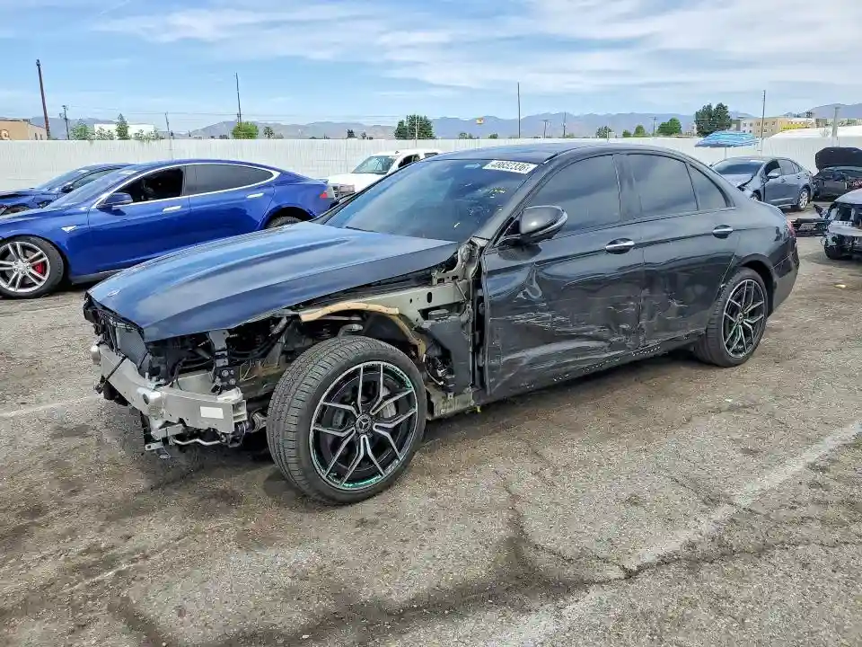 W1KZF8DB8NB070086 2022 MERCEDES-BENZ E-CLASS-0