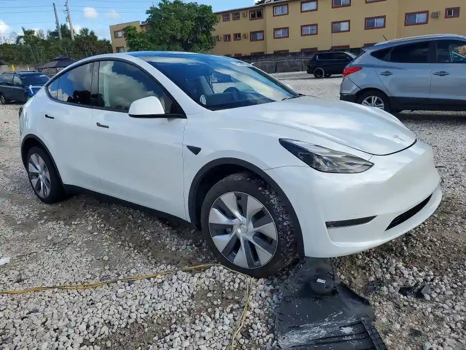 7SAYGDEE2PA194875 2023 TESLA MODEL Y-3