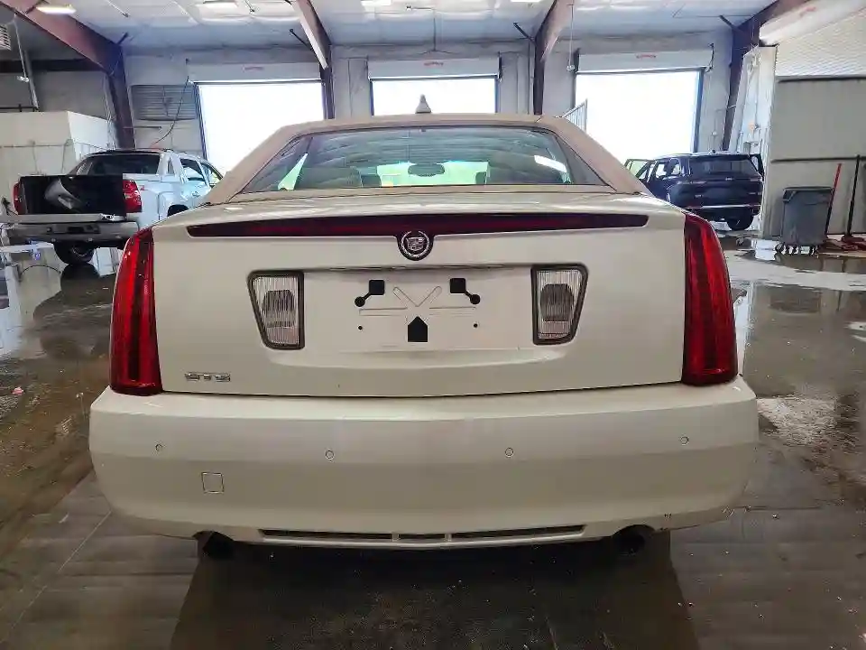 1G6DW6ED4B0124714 2011 CADILLAC STS-5