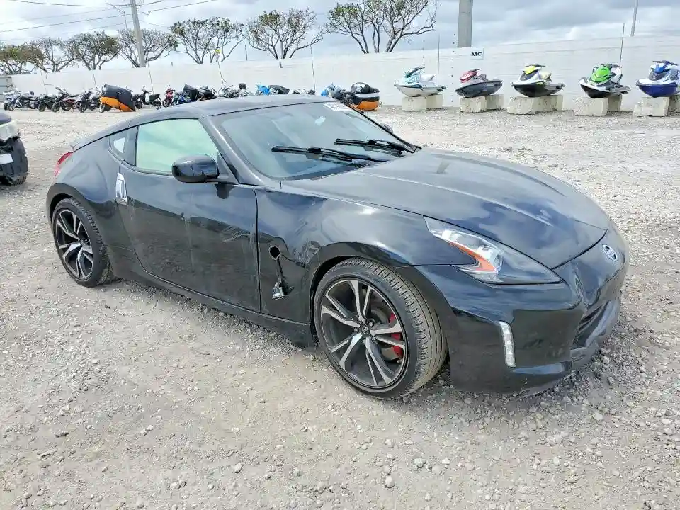 JN1AZ4EH5LM821224 2020 NISSAN 370Z-3