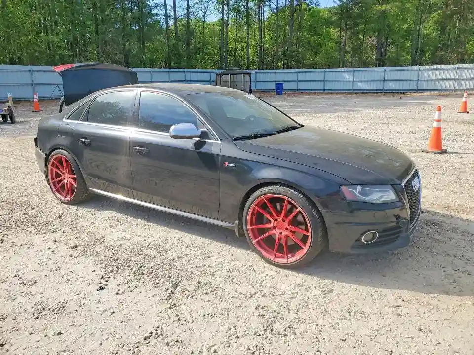 WAUHGCFLXBA123932 2011 AUDI S4/RS4-3