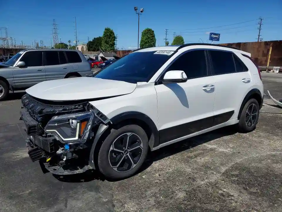 KNDCT3LE7S5263895 2025 KIA NIRO SX-0