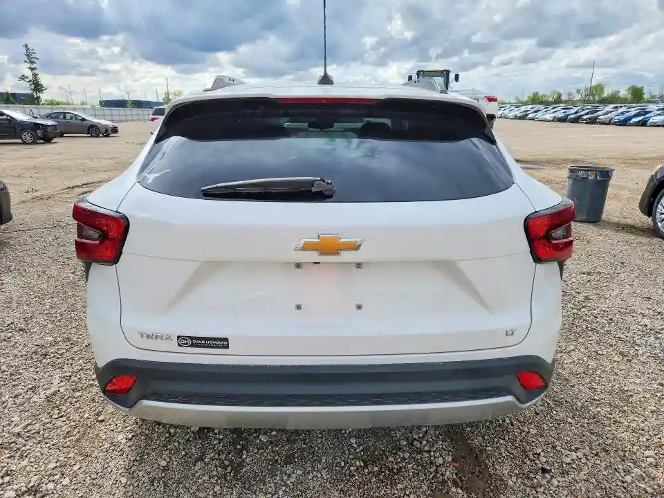 KL77LHEP3SC252091 2025 CHEVROLET TRAX-5