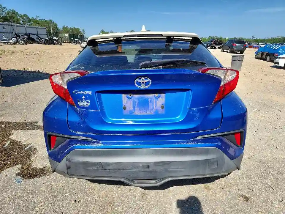 NMTKHMBX9KR089231 2019 TOYOTA C-HR-5