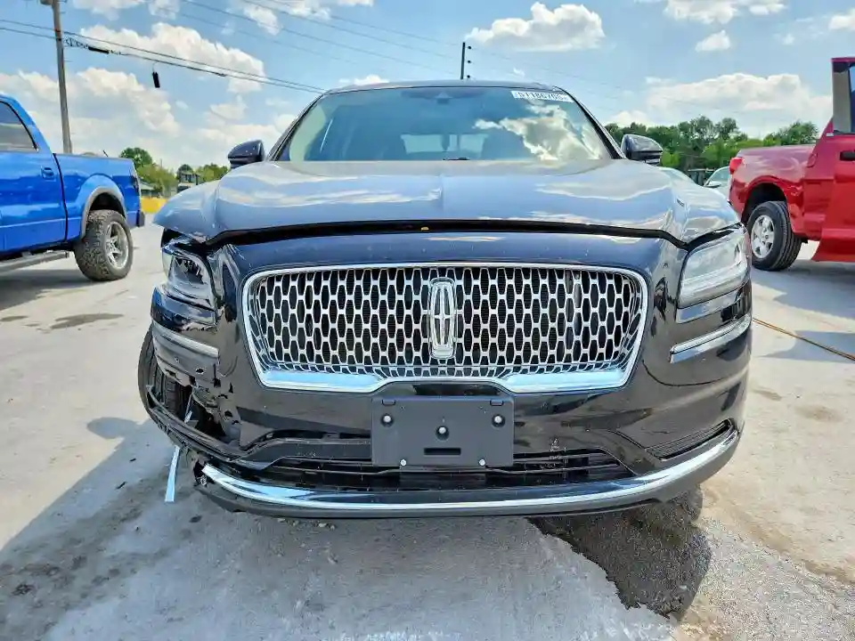 2LMPJ8J9XPBL06638 2023 LINCOLN NAUTILUS-4
