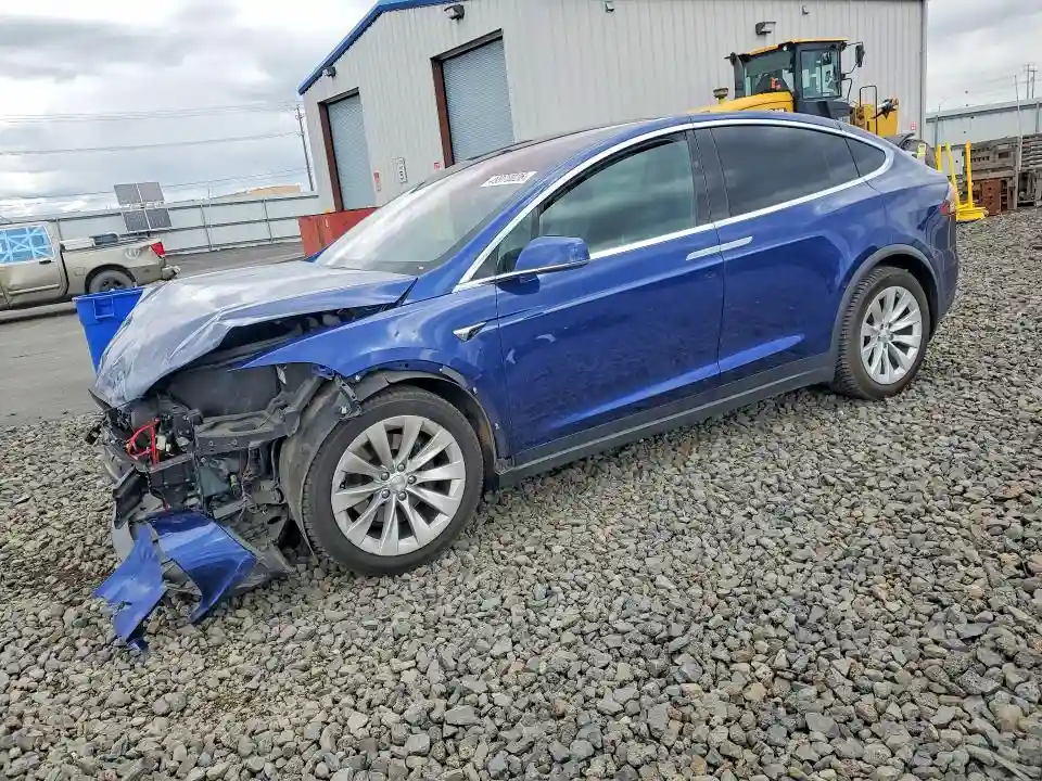 5YJXCDE28JF139691 2018 TESLA MODEL X-0