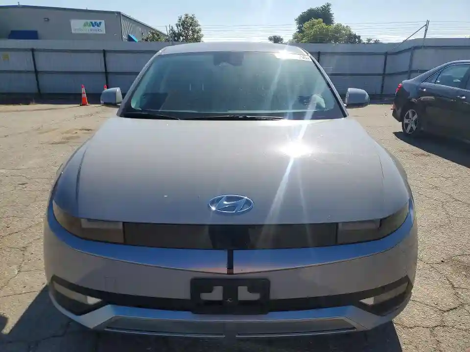 KM8KNDAF5PU206076 2023 HYUNDAI IONIQ-4