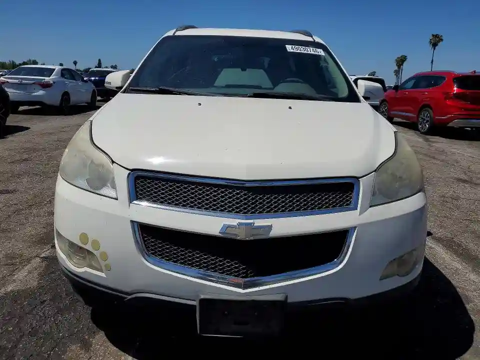 1GNKVJED0BJ357243 2011 CHEVROLET TRAVERSE-4