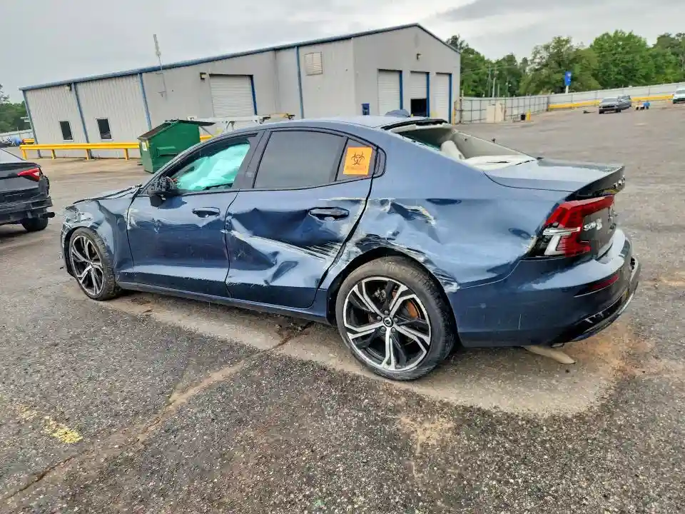 7JRL12FL1RG289385 2024 VOLVO S60 PLUS-1