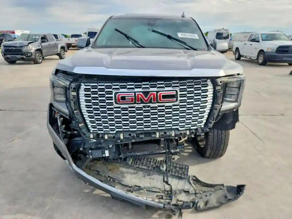 1GKS2DKLXMR100775 2021 GMC YUKON-4