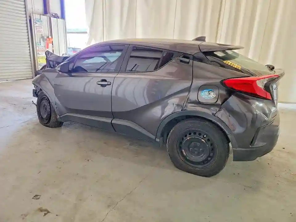 JTNKHMBX2M1111745 2021 TOYOTA C-HR-1