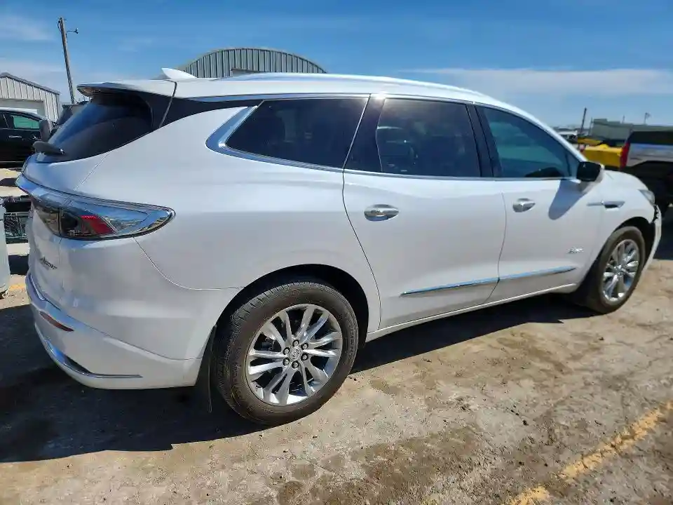 5GAEVCKW3PJ183037 2023 BUICK ENCLAVE-2