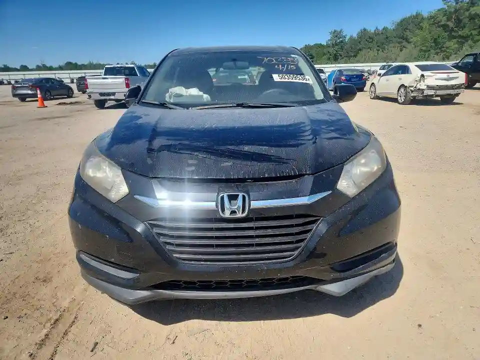 3CZRU5H36JM703554 2018 HONDA HR-V-4
