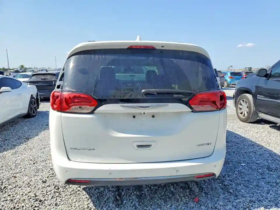 2C4RC1GG1JR251642 2018 CHRYSLER PACIFICA-5