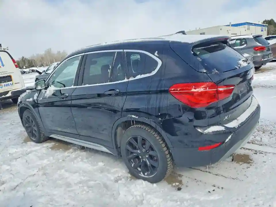 WBXHT3C58K5L90910 2019 BMW X1-1
