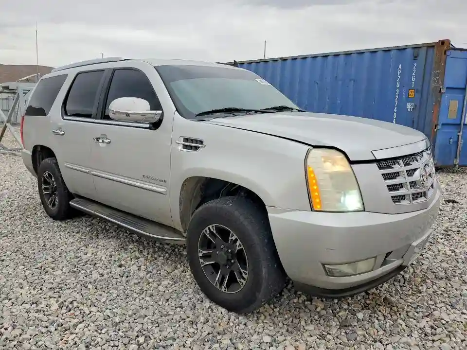 1GYUKBEF9AR135991 2010 CADILLAC ESCALADE-3