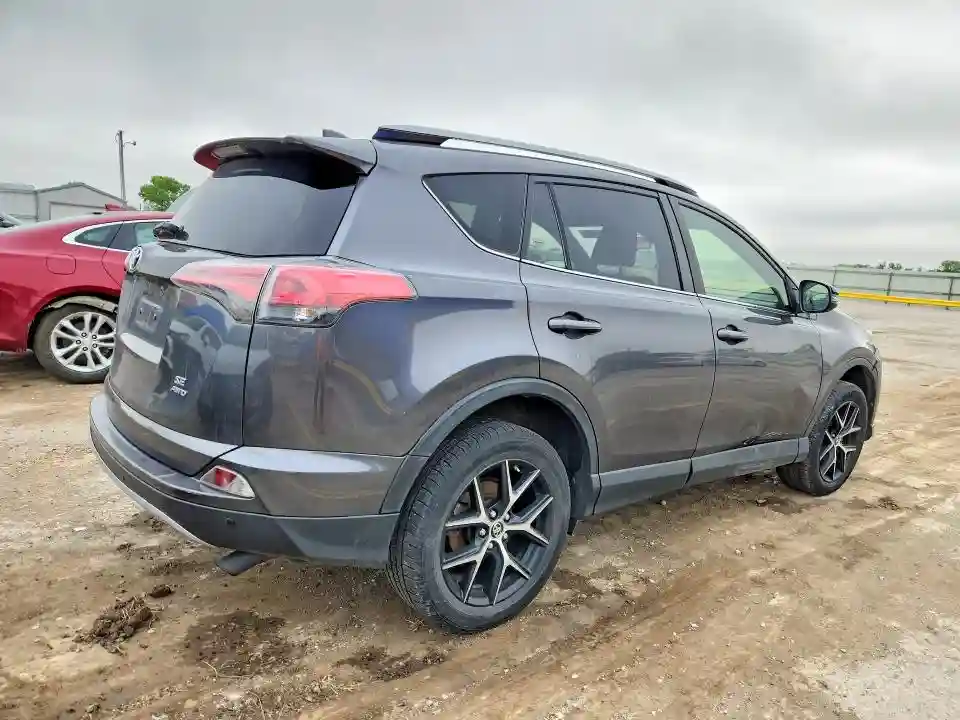 JTMJFREV0HJ704460 2017 TOYOTA RAV4-2
