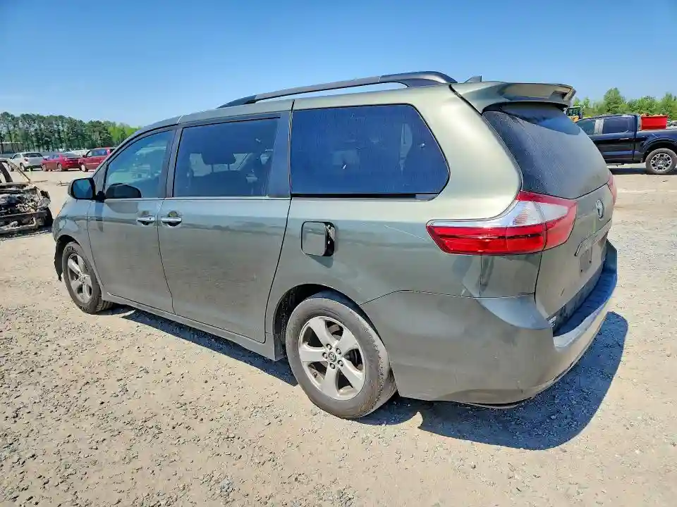 5TDKZ3DC0KS986151 2019 TOYOTA SIENNA-1