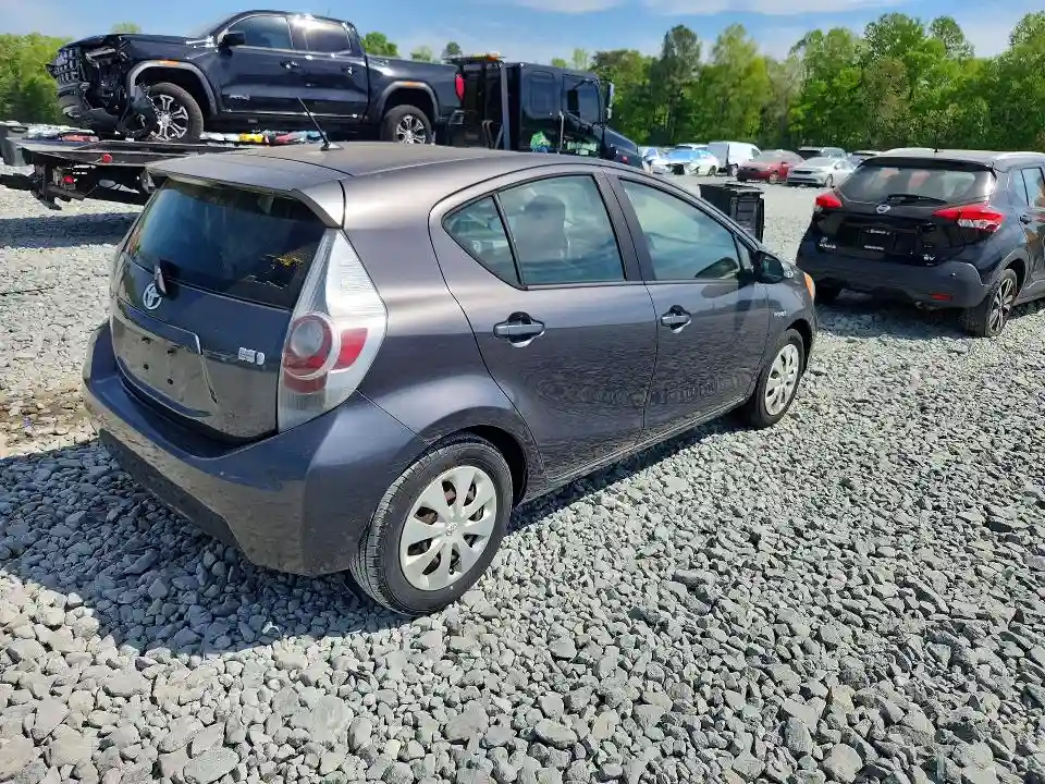 JTDKDTB34E1061293 2014 TOYOTA PRIUS-2