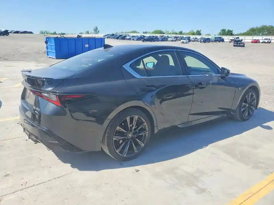 JTHBZ1E22S5040812 2025 LEXUS IS-2