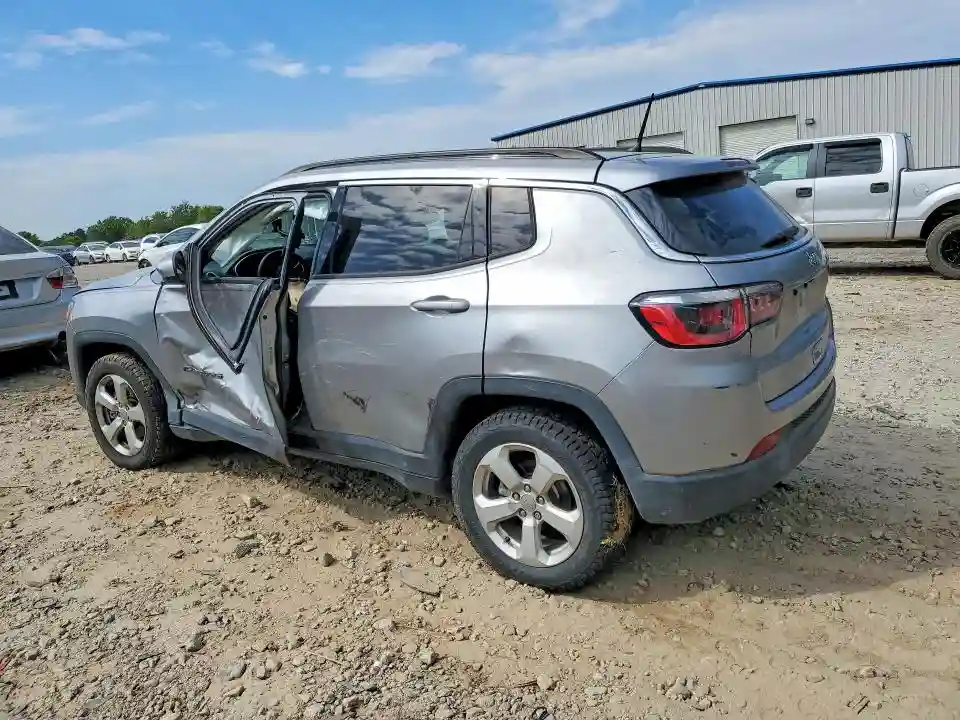 3C4NJCBB2HT658758 2017 JEEP COMPASS-1