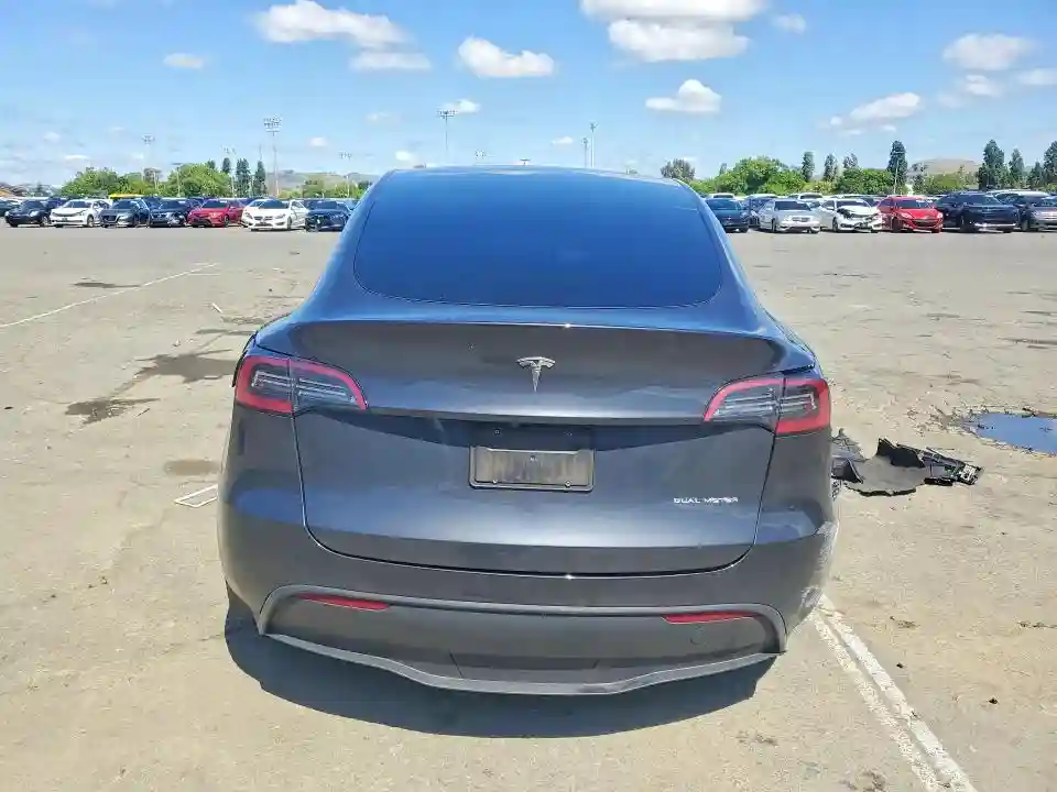 7SAYGAEE8SF282064 2025 TESLA MODEL Y-5