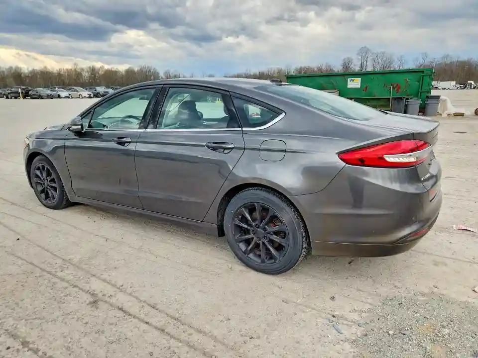 3FA6P0H71HR374965 2017 FORD FUSION-1