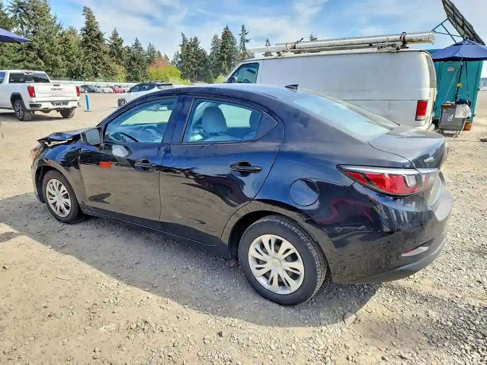 3MYDLBYV8KY522776 2019 TOYOTA YARIS-1