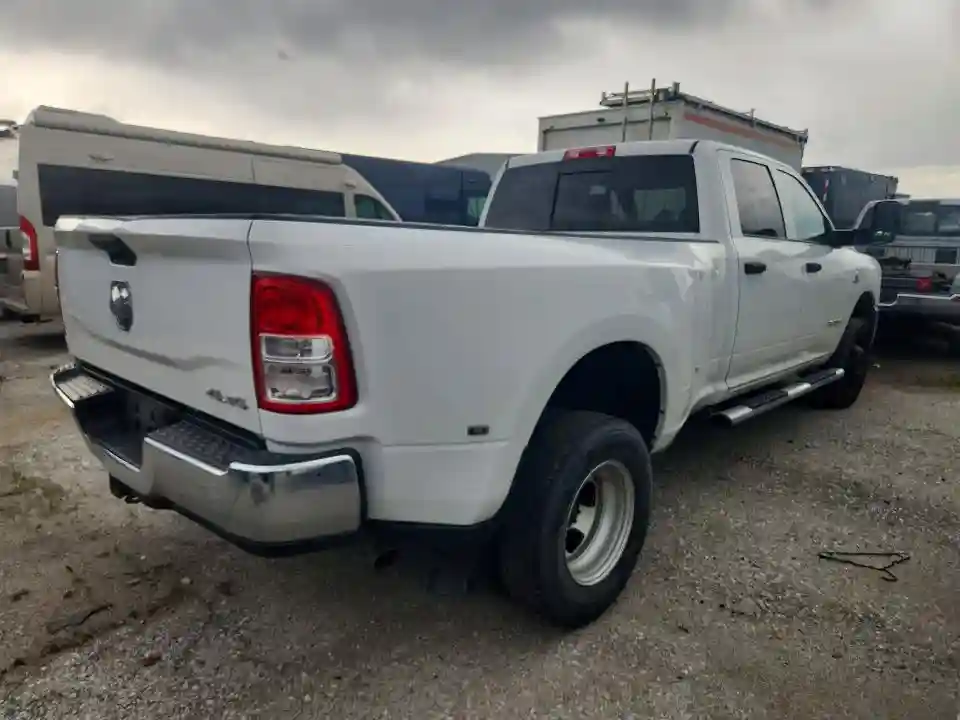 3C63RRGL9NG135415 2022 RAM 3500-2