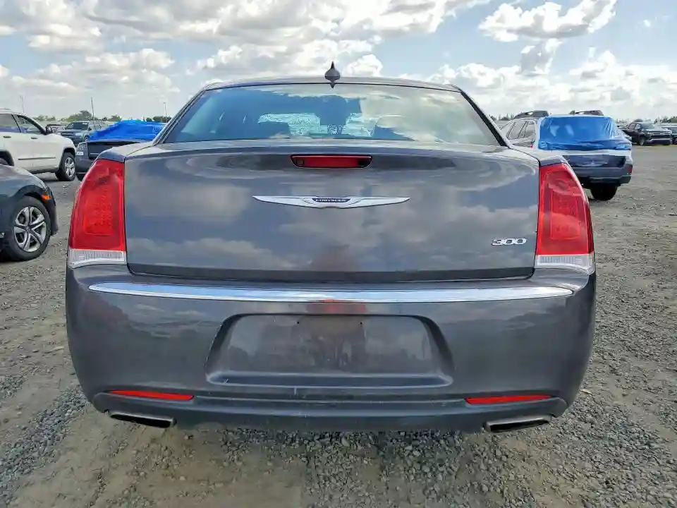 2C3CCAEG3KH693522 2019 CHRYSLER 300-5