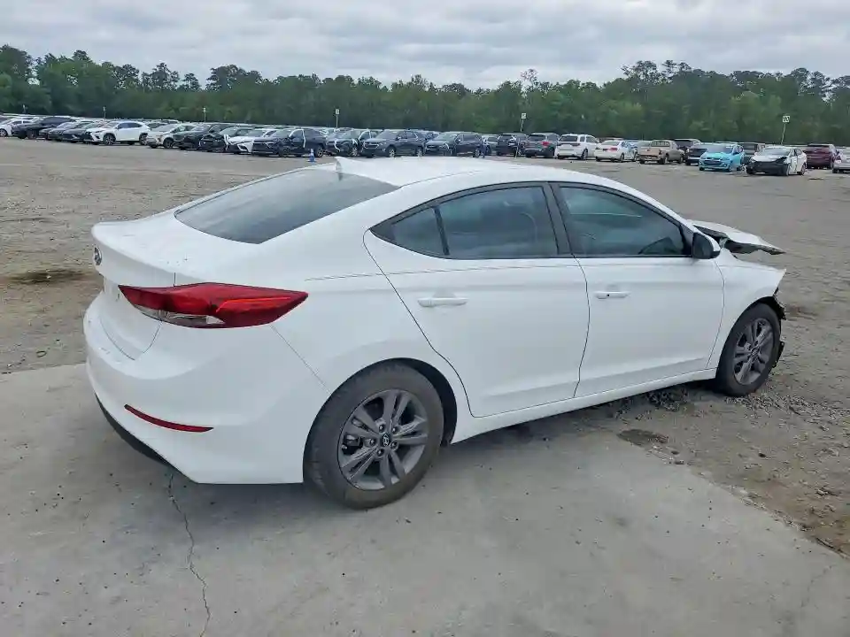 5NPD84LF0JH250683 2018 HYUNDAI ELANTRA-2