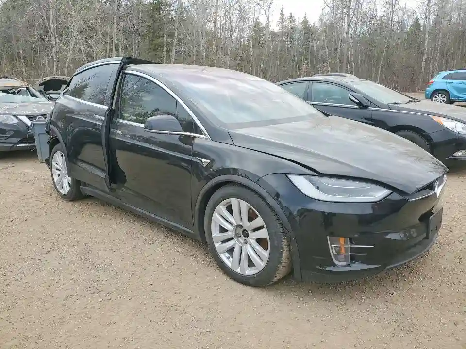 5YJXCDE24HF052333 2017 TESLA MODEL X-3