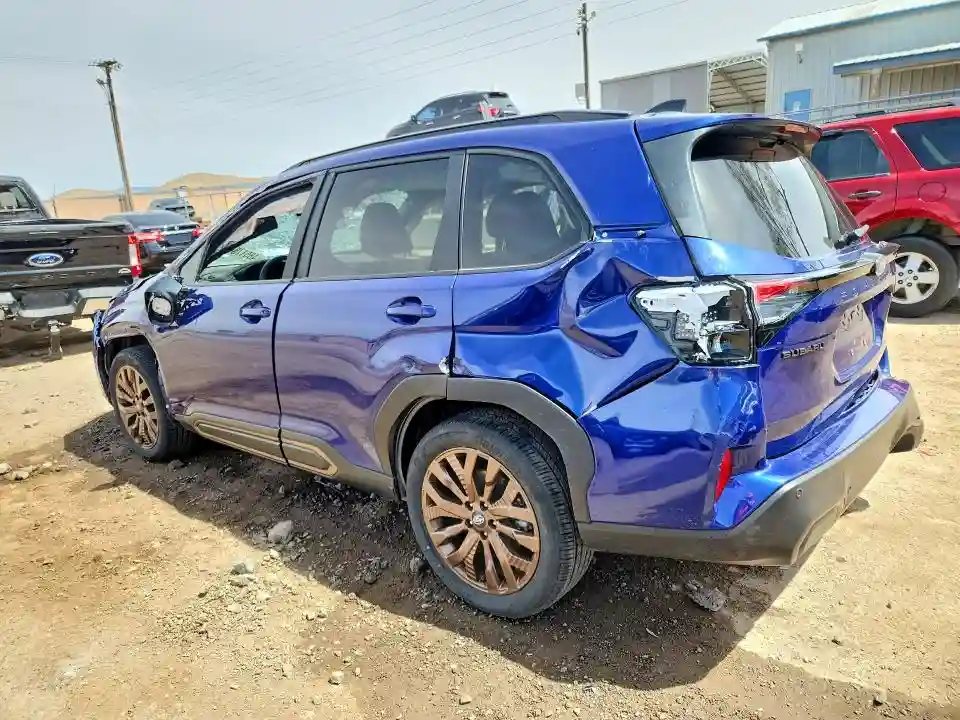 JF2SLDHC6SH443037 2025 SUBARU FORESTER-1