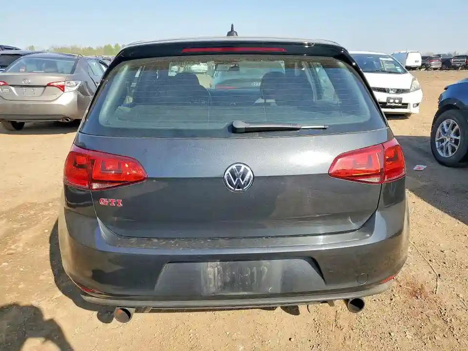 3VW447AU9HM068951 2017 VOLKSWAGEN GTI-5