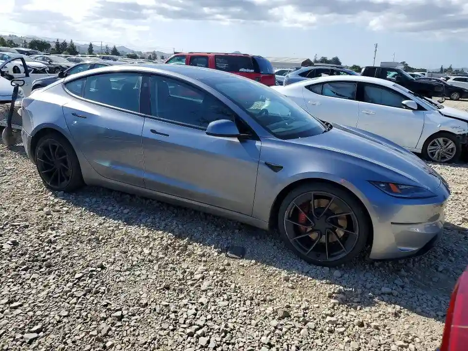 5YJ3E1ET5SF081413 2025 TESLA MODEL 3-3