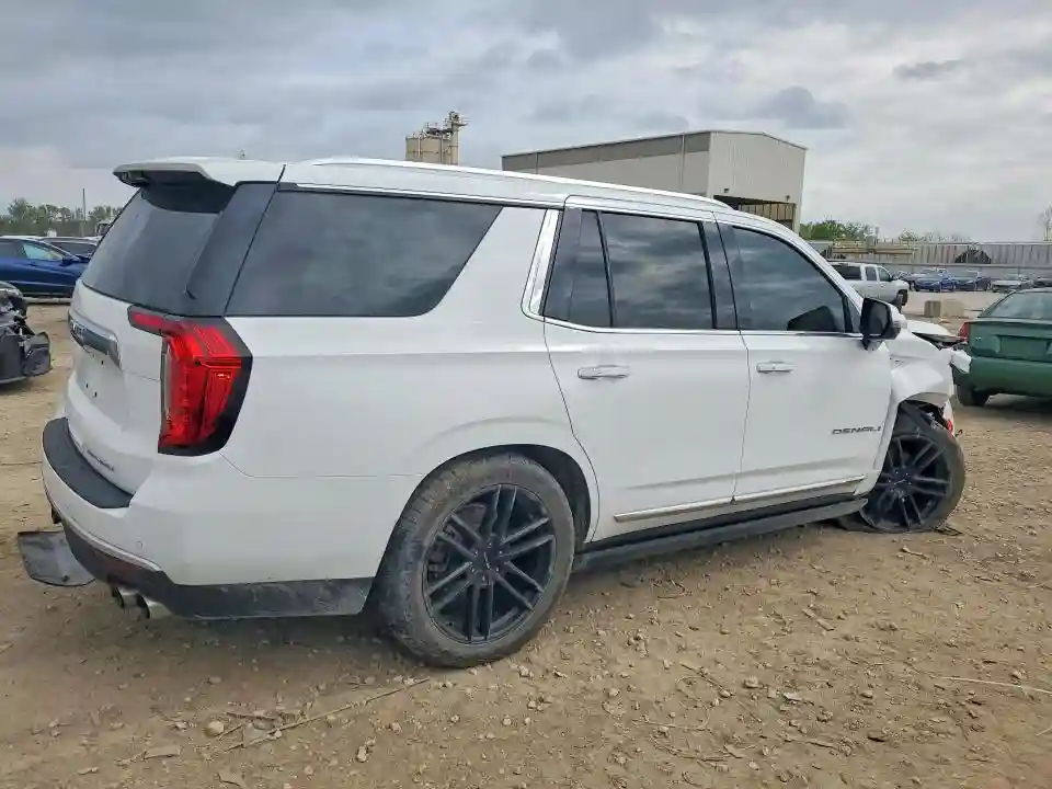 1GKS2DKLXMR204747 2021 GMC YUKON-2