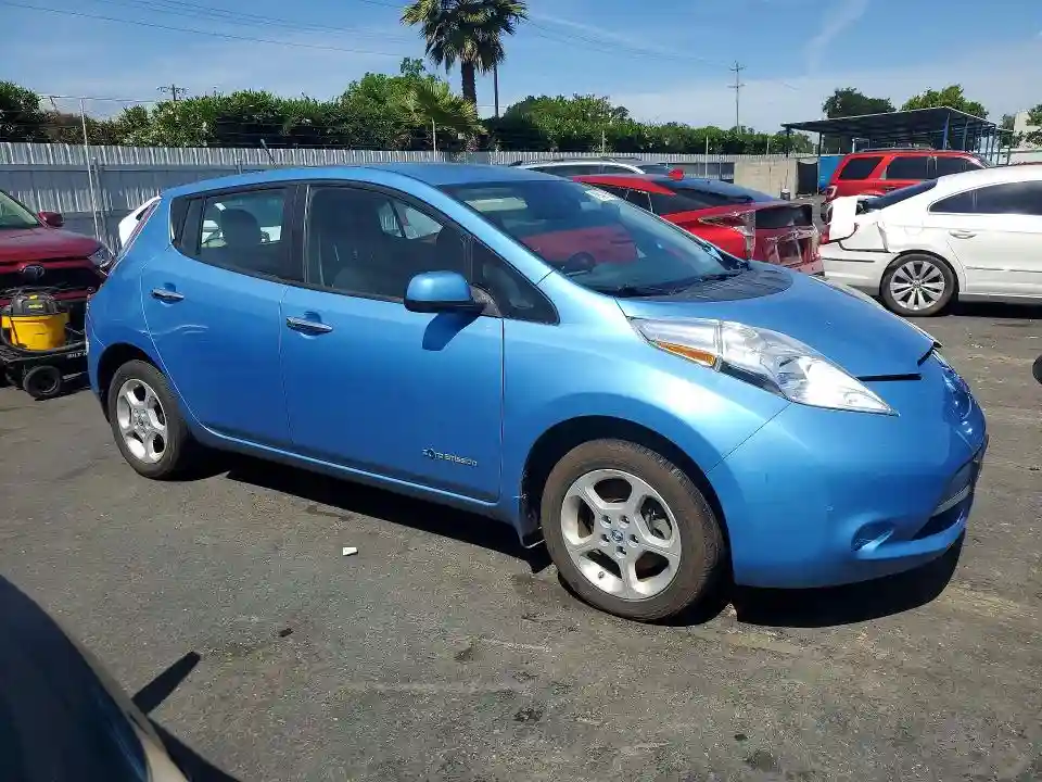 1N4AZ0CP4EC334305 2014 NISSAN LEAF-3
