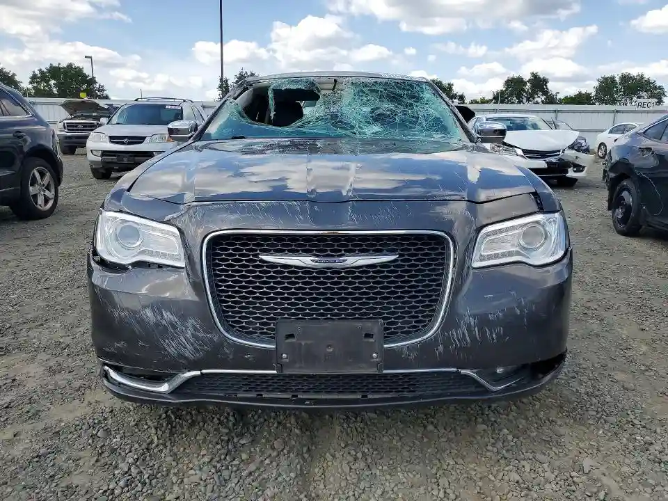 2C3CCAEG3KH693522 2019 CHRYSLER 300-4