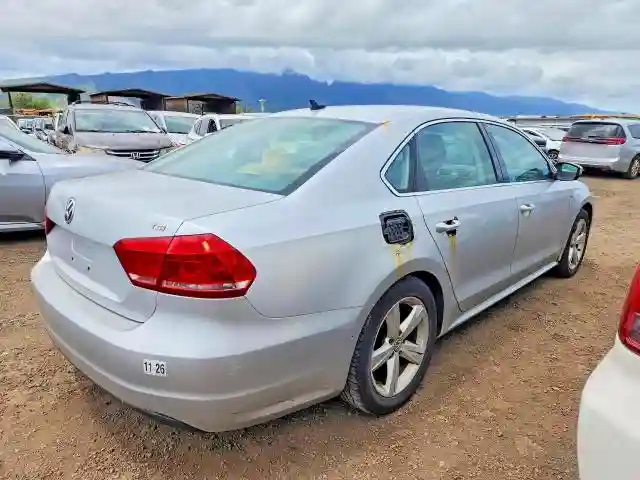 1VWAT7A37FC119410 2015 VOLKSWAGEN PASSAT-2
